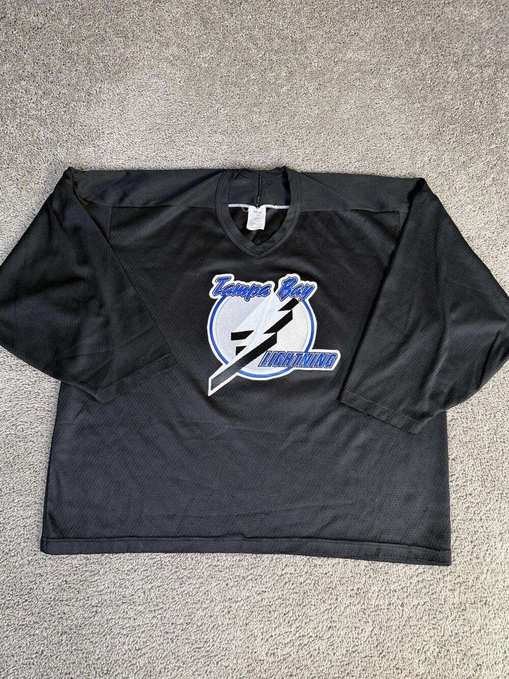 Vintage Tampa Bay Lightning Jersey Mens XL Black NHL Hockey MASKA Air-Knit